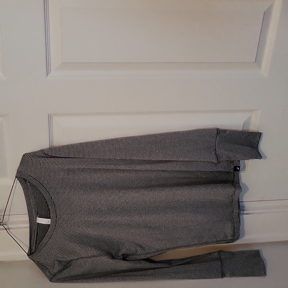 Glyder Black and White Striped Long Sleeve Tee